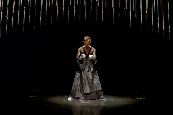 Dans le cadre du festival Instances, la pièce 'La Générosité de Dorcas' sera présentée à l'Auditorium du Conservatoire du Grand Chalon