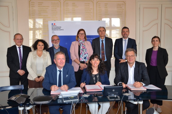 Bourgogne-Franche-Comté - L’État et Coallia signent un nouveau contrat pour renforcer l’accueil des demandeurs d’asile