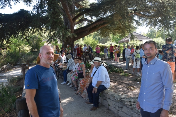 A l’occasion des 70 ans du jardin Géo Botanique à Chalon-sur-Saône, rencontre avec Nicolas Lecarrer, en charge des parcs, squares et jardins à la Ville de Chalon …