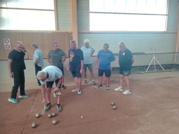 Boules Lyonnaises : La Boule Saint Jean remporte le concours quadrette vétérans de Sennecey-le-Grand !