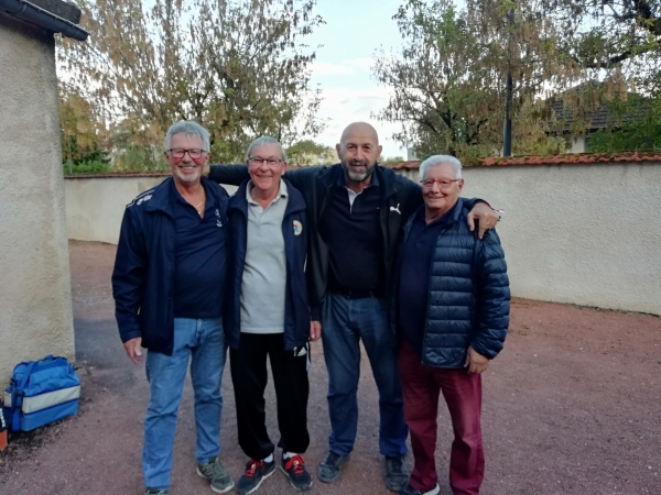 Boules Lyonnaises : Les Chalonnais brillent au concours vétérans de Beaune 