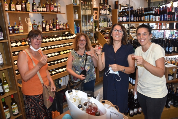 Dégustation de cocktails dans une bonne ambiance au  Cellier Saint Vincent