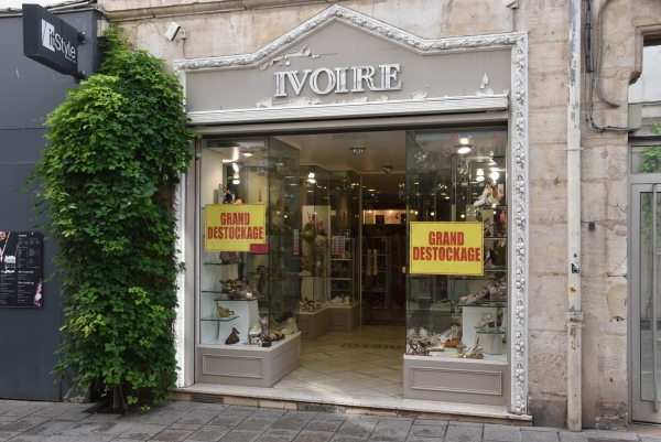 Chalon-sur-Saône : Déstockage massif au magasin de chaussures ‘Ivoire’ 