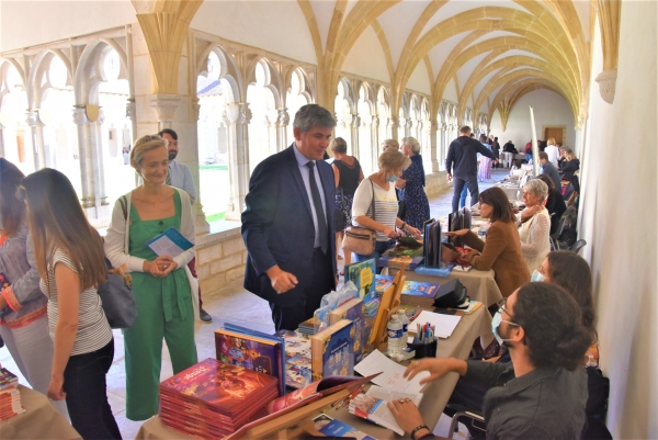 Succès du 1er salon des auteurs de Bourgogne Franche-Comté  ‘Le cloître des Livres’