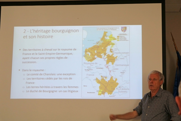 Fontaines - Conférence sur la croix de Bourgogne organisée par le Groupe de Recherches et d'Etudes Fontenoises  