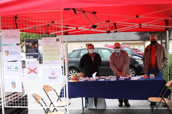 Fontaines fait la promotion de son patrimoine touristique et de ses activités d’été.