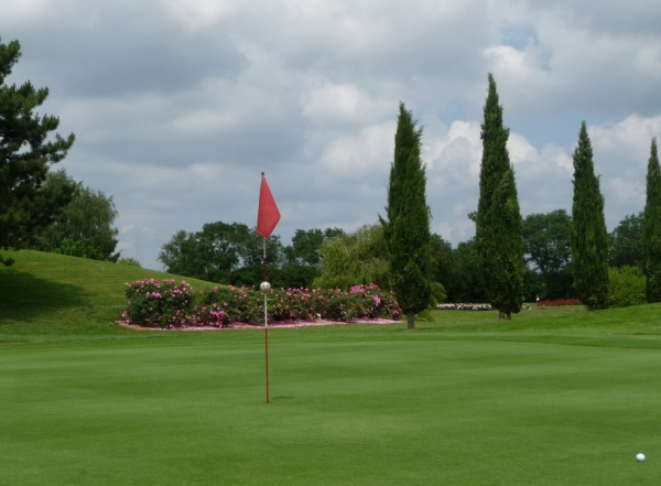 Championnat de France par équipes messieurs 4e division poule D en cette fin de semaine au Golf de la Roseraie 