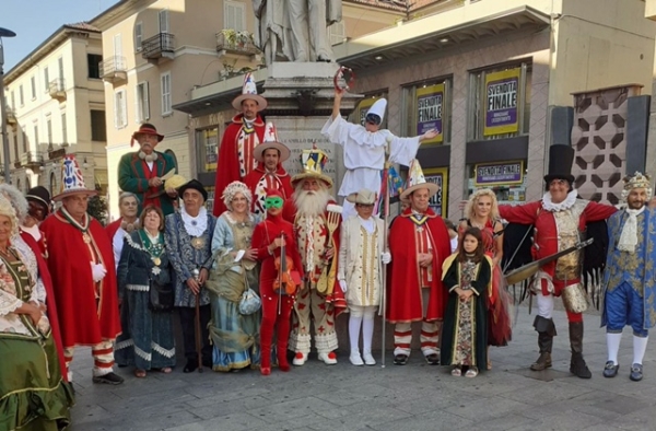 Une forte délégation italienne de Novara pour la cavalcade du dimanche 5 mars