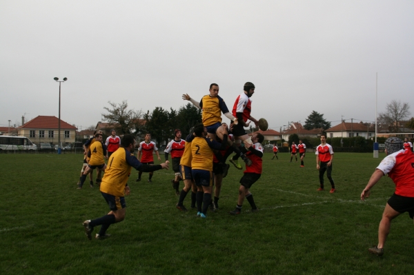 Rugby : Châtenoy se ressaisit bien en gagnant le RC Dijon 25 à 9