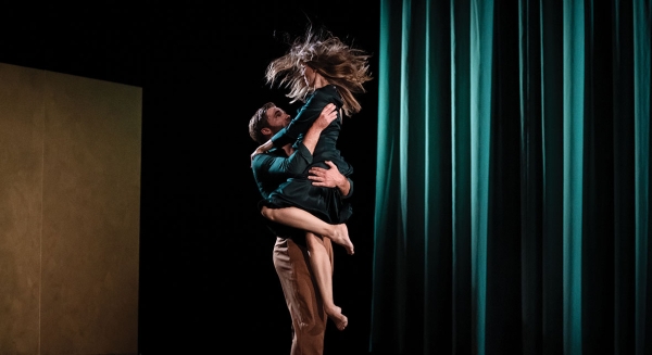 Conservatoire du Grand Chalon : Et si vous tentiez votre chance pour voir un spectacle de danse tendre et délicat ?  Une chance de savourer une bande-son enveloppante ? 