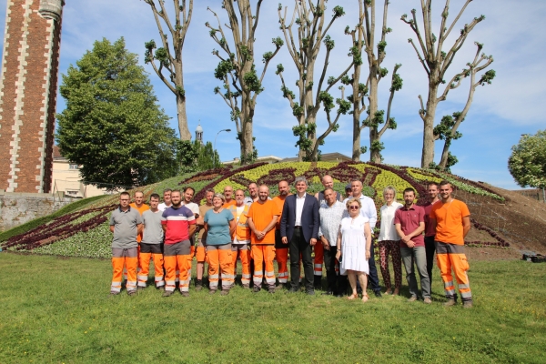 Massif de la Tour du Doyenné : Remerciements aux agents du service des Espaces Verts 