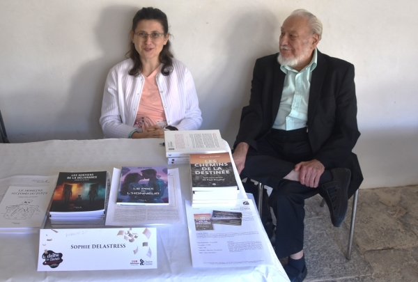 Les auteurs qui sont venus dimanche compléter la 5e  édition du Salon des Auteurs de Bourgogne Franche-Comté  ‘Le Cloître aux Livres’