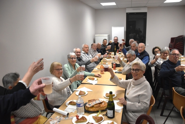 Cérémonie des vœux et galette des rois pour ‘Les amis de la pétanque’ 
