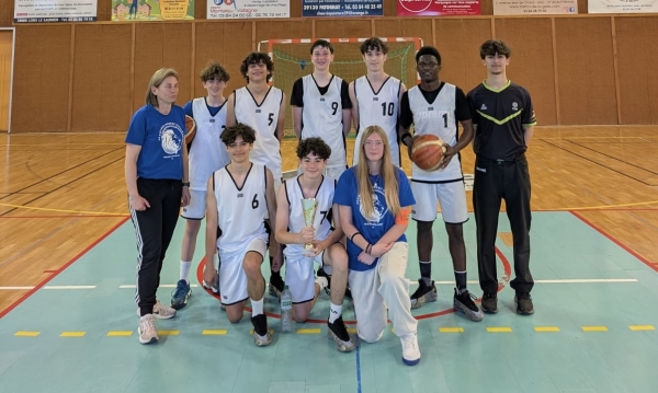 L’équipe de basket de l’Association Sportive du Collège Robert Doisneau qualifiée pour les championnats de France UNSS des sections sportives