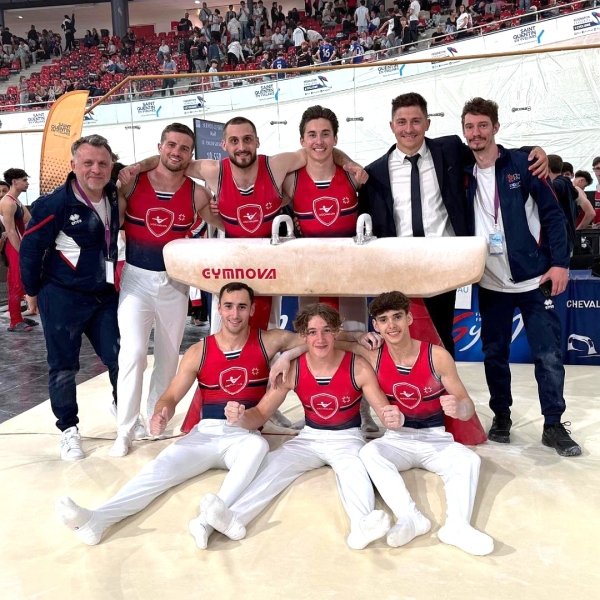 L’équipe chalonnaise de gymnastique (UGC) remporte le titre de championne de France GAM Nationale 3