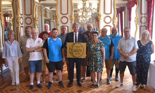 A l’occasion de ses 90 ans d’existence, le club bouliste de l’Amicale Boule des Charreaux mis à l’honneur par la ville de Chalon-sur-Saône
