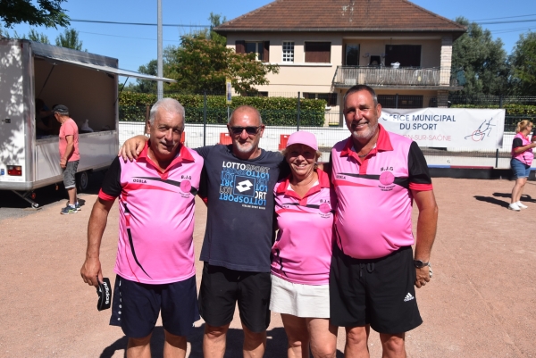 La quadrette Cottier-Percherancier (Génelard) remporte le concours 3e et 4e division organisé par l’Amicale Boule des Charreaux