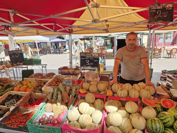 Ali Tekin, le primeur qui privilégie les légumes et les fruits français !