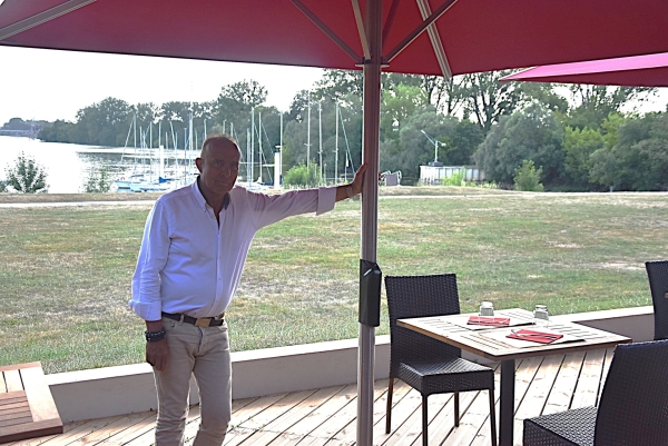 Changement de nom et de propriétaires pour le restaurant de la Roseraie qui s’appelle dorénavant ‘La voile’
