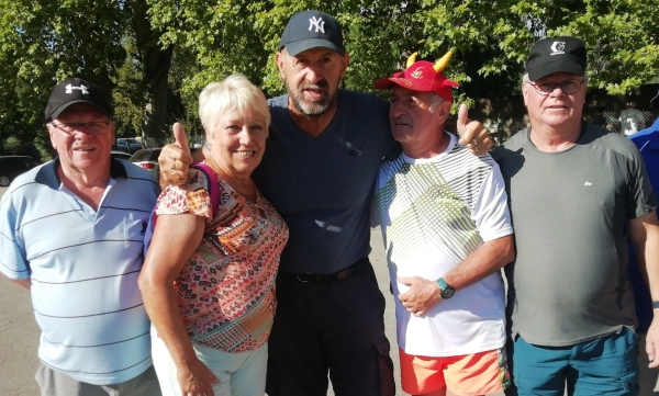 Boules Lyonnaises : L’équipe Griffonnet-Chevrey-Blondet-Leureaud-Bertheau reste invaincue et se classe 2ème du Grand Prix de Dole. 