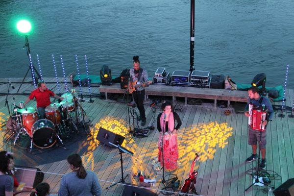 Concert de Kalangatà au Port-Villiers