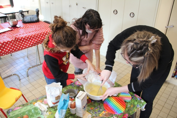 Atelier «marbré et cake aux fruits» à la Maison de quartier des Aubépins