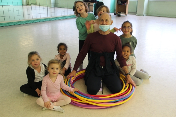 Apprendre les bases de la danse tout en s'amusant avec l'éveil corporel d'Espace Danse