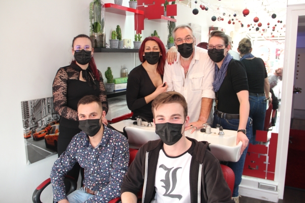 Movember à Chalon-sur-Saône : ils sont allés chez la Petite Coiffeuse Barbière pour la bonne cause