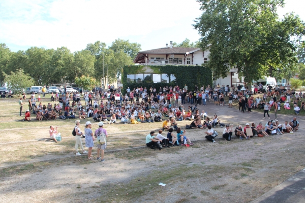 Plus de 430 personnes rassemblées contre le pass sanitaire dans le parc Georges Nouelle 