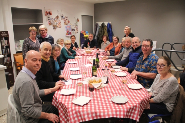 Un apéro dînatoire pour resserrer les liens entre bénévoles du Comité de quartier Centre Pasteur