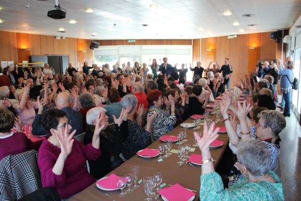 Retour en images sur le repas grenouilles du Comité de quartier Carloup-République