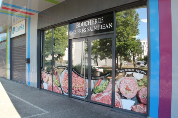 Prés Saint-Jean : réouverture de la boucherie du centre commercial