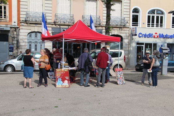 Les membres du Comité Chalonnais Libertés et Vérité sont fatigués mais toujours déterminés