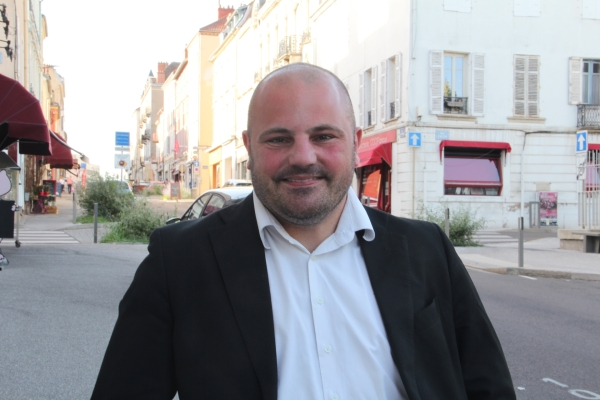 Législatives 2022 : «Dans notre circonscription, le choix du second tour est impossible» pour Arnaud Sanvert (RN)