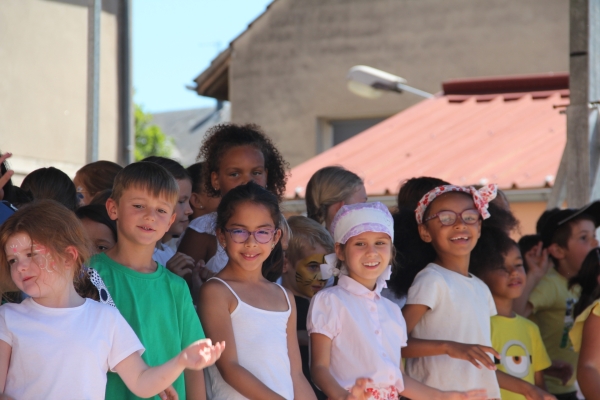 Samedi, c'était la fête à l'école Le Devoir (1/2)