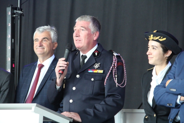 Cérémonie d'hommage aux anciens sapeurs-pompiers disparus au Parc des Expositions de Chalon-sur-Saône : le temps des discours