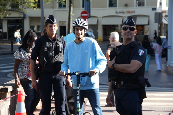 La Police sensibilise aux bonnes pratiques de la mobilité urbaine