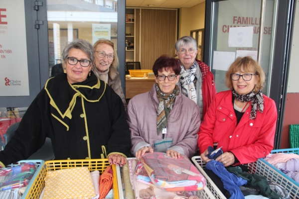 Grand Déballage : La Famille Chalonnaise organisait son vide-dressing de l'automne