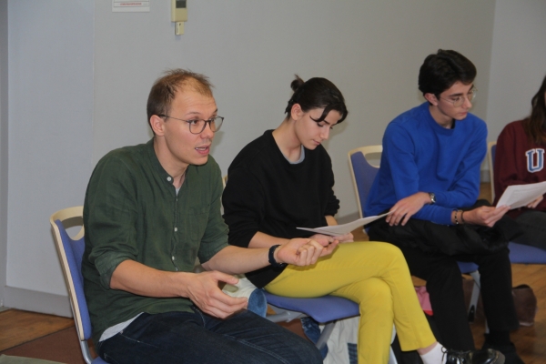 Atelier et échange avec le co-directeur de la Compagnie Babel au lycée Émiland Gauthey