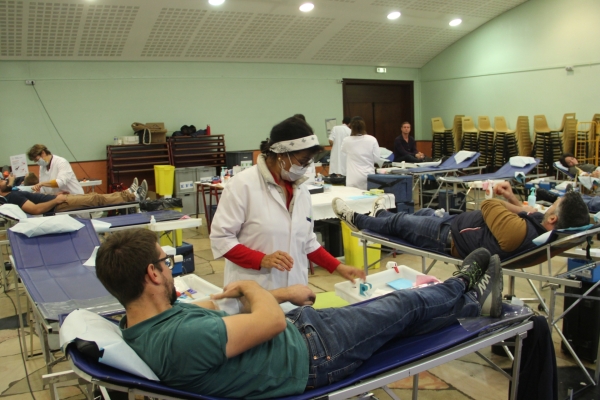 Le Rotary collecte «Mon sang pour les autres» à Chalon-sur-Saône