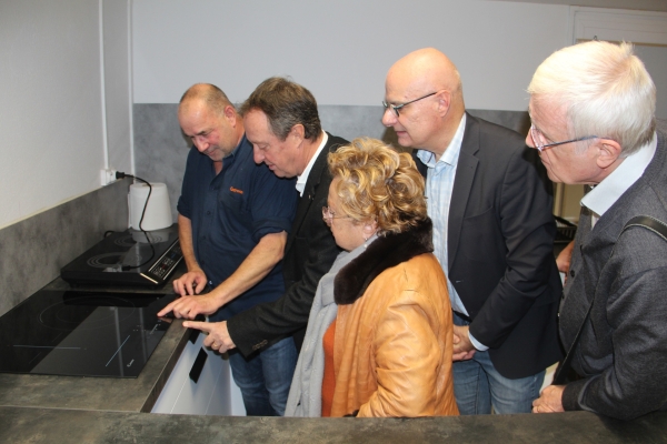 Inauguration de la nouvelle cuisine adaptée de l'association Valentin Haüy de Chalon-sur-Saône