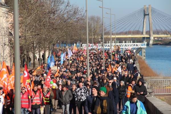 Réforme des retraites : à Chalon-sur-Saône, l'Intersyndicale tient toujours la dragée haute au gouvernement