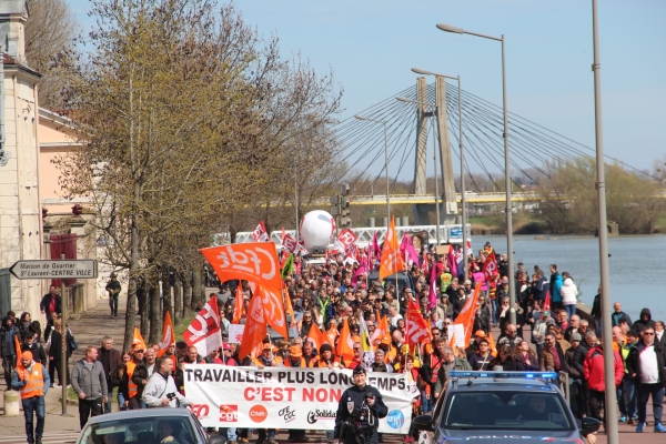 Réforme des retraites : Plus de 6000 personnes pour la 10ème journée de mobilisation à Chalon-sur-Saône (1/2)