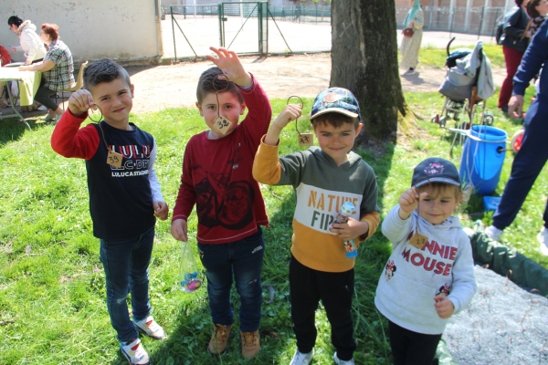 Aux Aubépins, les enfants ont répondu à l'appel de la chasse aux œufs