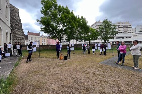 Commémoration de la mémoire de l'esclavage au lycée Émiland Gauthey