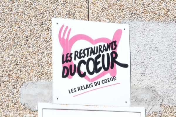 Les Restos du Cœur ouvrent leurs portes et leurs cœurs