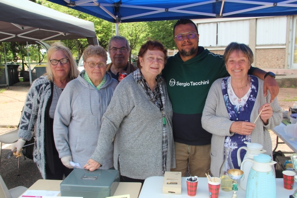 Une vingtaine d’exposants au vide-greniers du Comité Avenir-Aubépins-Saint-Gobain