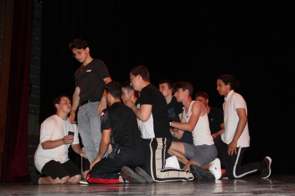 Représentation des lycéens de Jeannette Guyot au Théâtre Piccolo