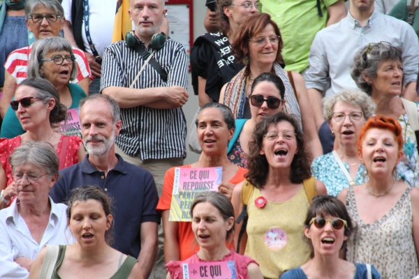 Soutien aux Soulèvements de la terre : une soixantaine de manifestants à Chalon-sur-Saône