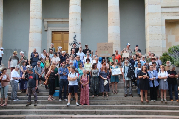 Une cinquantaine de personnes contre la dissolution des Soulèvements de la Terre à Chalon-sur-Saône
